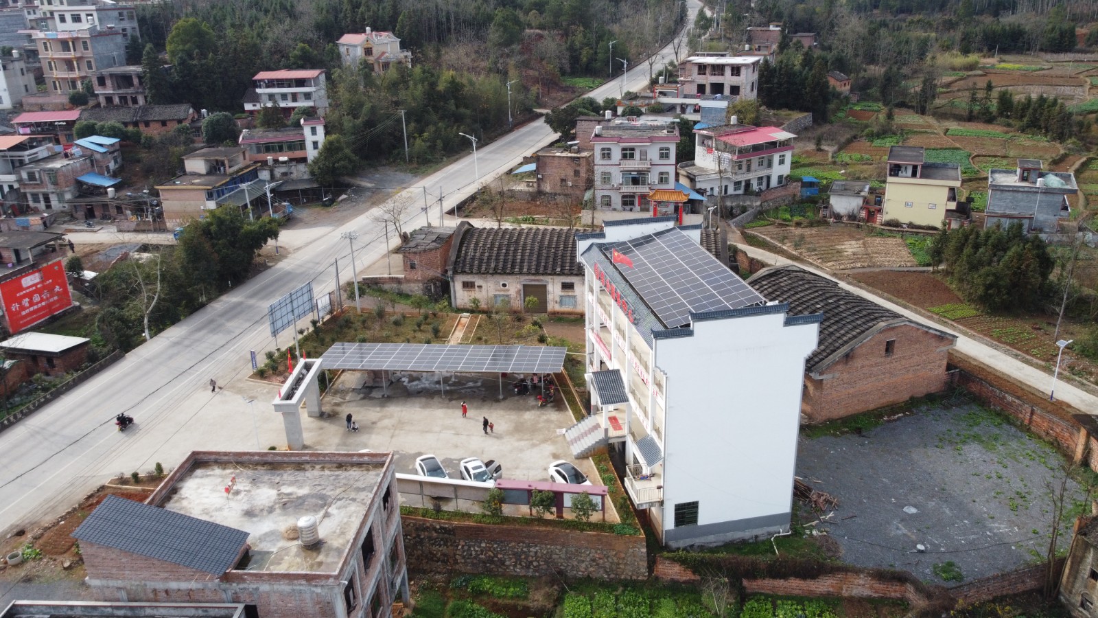 天下首个省级“新能源+墟落振兴”方案：：：三种投融资模式、、最高收益10万/年/村 至少持续20年