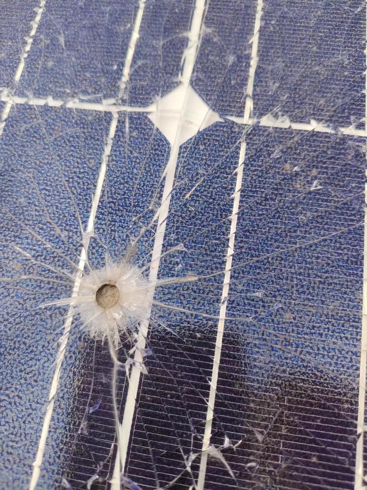 湖北BB贝博艾弗森绿色能源有限公司