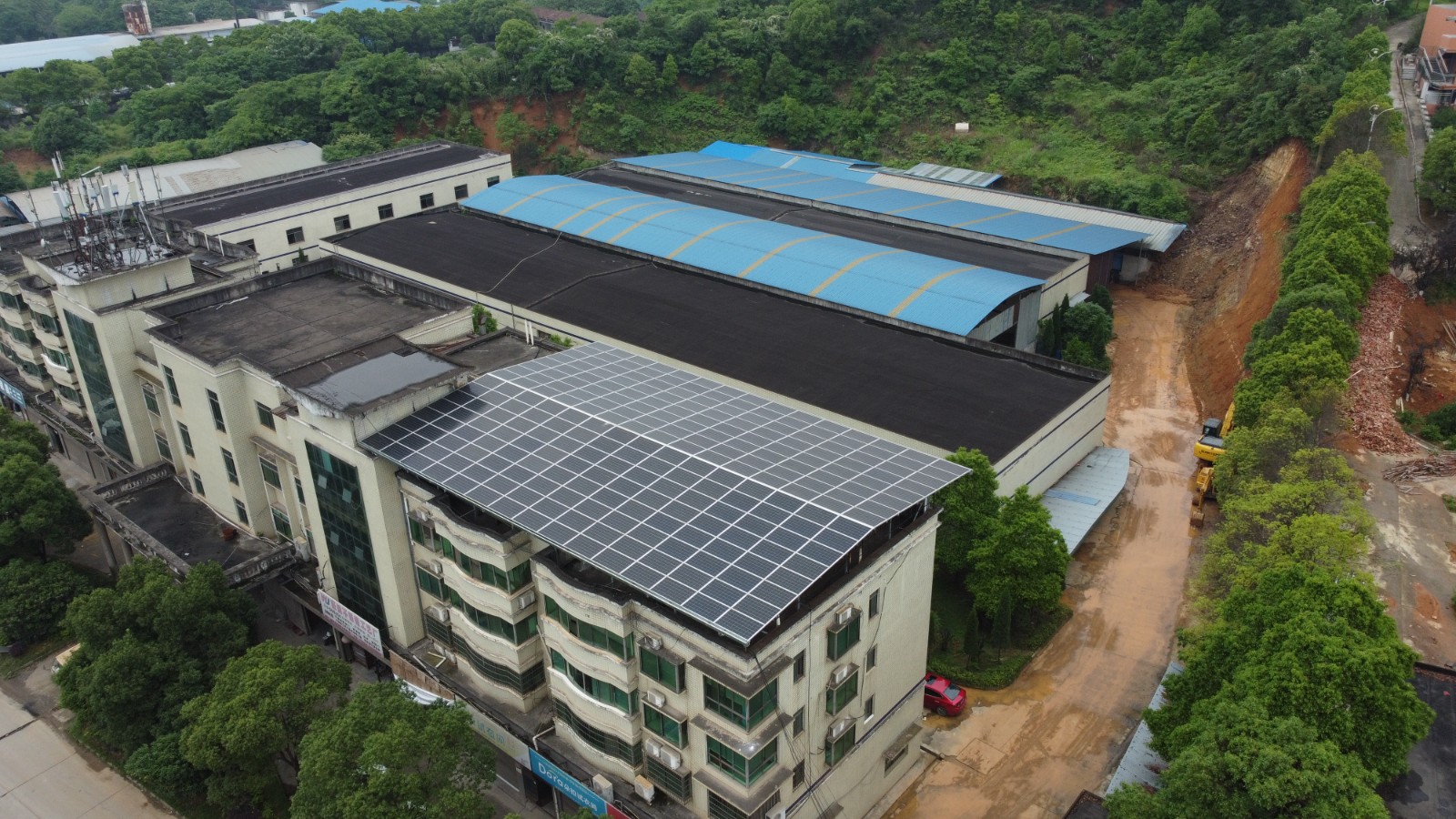 国家发改委：：：推动电力体制刷新 绿电生意成交电量已超200亿千瓦时