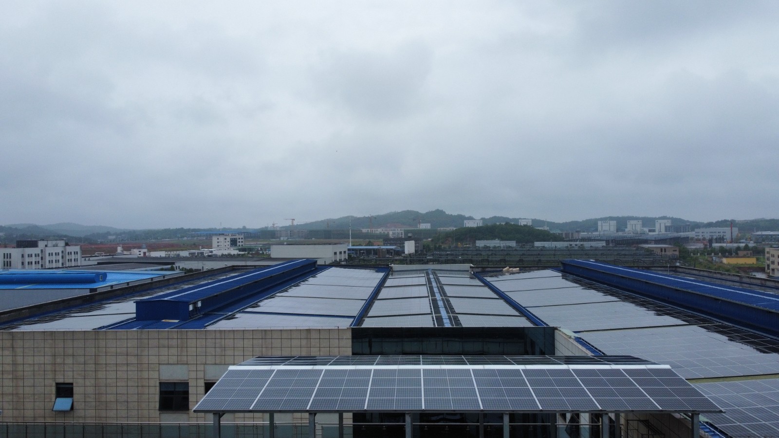 国家统计局：：：2022年10月份太阳能发电增添24.7%