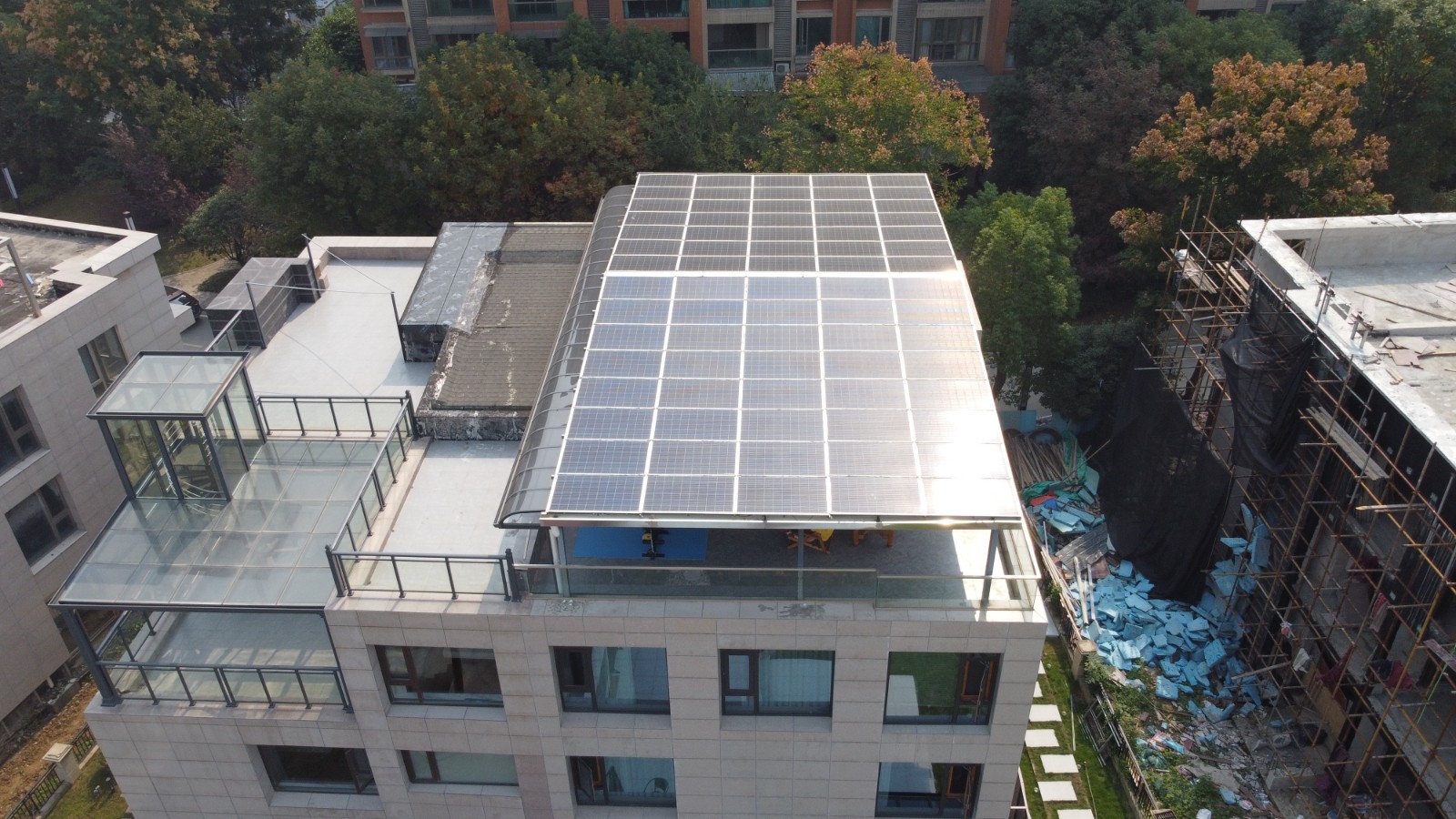 别墅屋顶为什么特殊适合装置光伏发电系统？